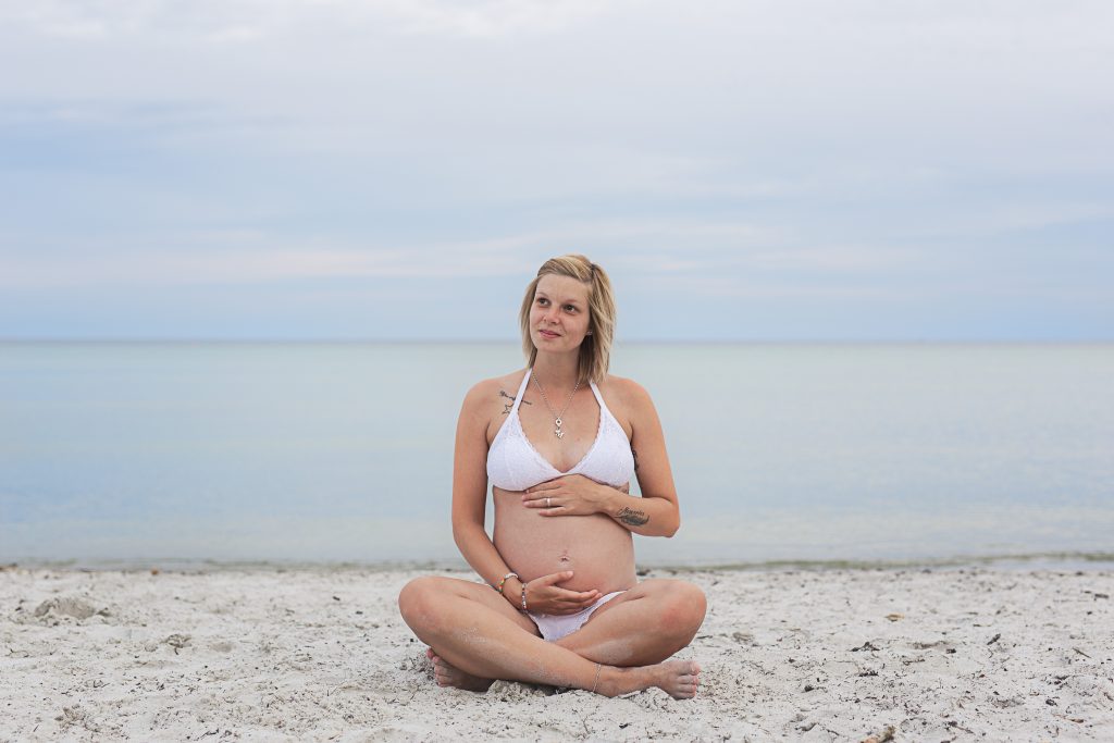 Gravidfotografering i Blekinge vid havet